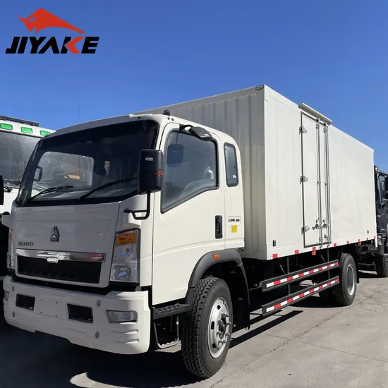 Sinotruk HOWO 4X2 Cargo Truck Refrigerated Truck Box Truck for Sale